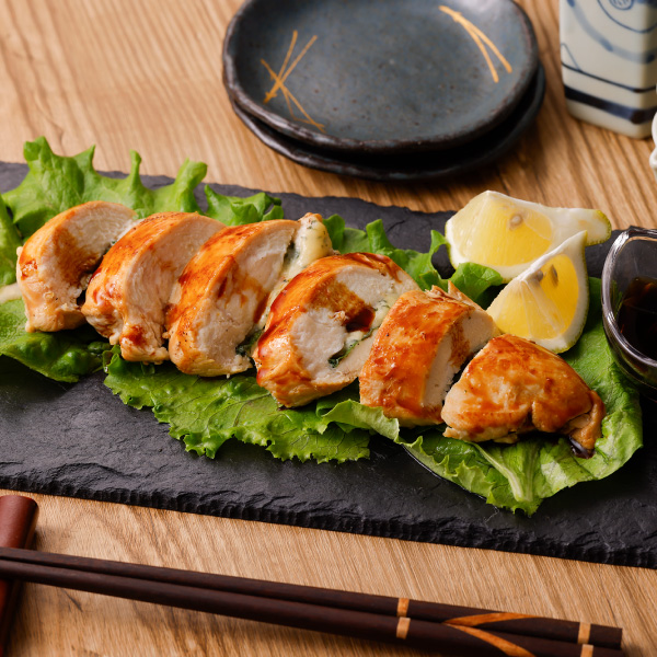 鶏むね肉の大葉ガーリックスライス挟み焼き